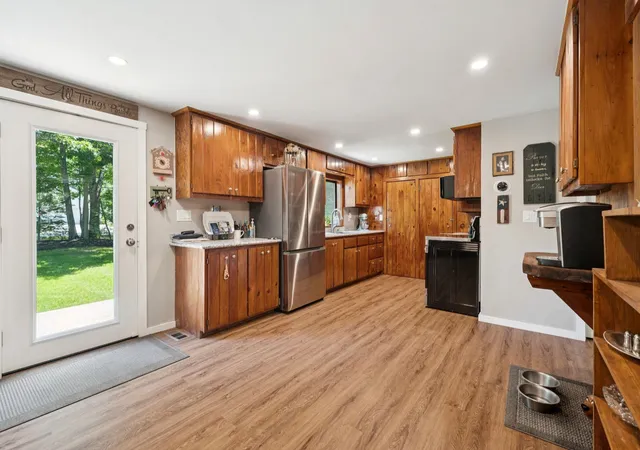 Homes for sale in Newport, NH | 105 East Mountain Rd, Newport, NH 03773 | MLS# 5098257