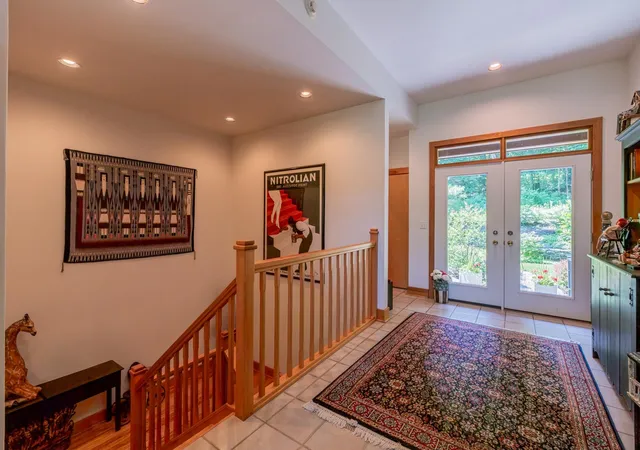 Photo 4 of Single family home for sale at 84 Frost Pond Rd, Dorset, VT 05251 | MLS# 5098268 | Listing updated on 2026-09-17