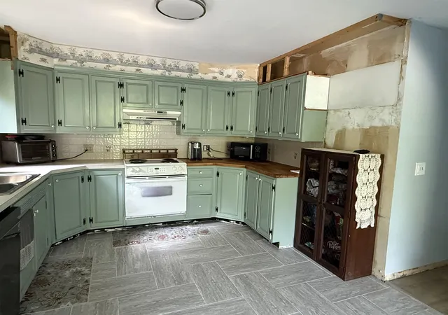 3rd image of 2074 Elmore Rd, Morristown, VT 05661 | MLS# 5098280