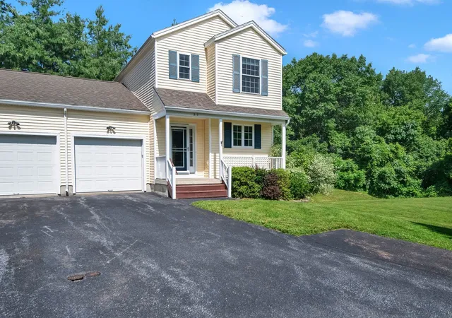 Homes for sale in Colchester, VT | 317 Abigail Dr, Colchester, VT 05446 | MLS# 5098284