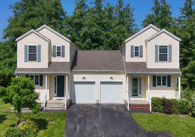 Homes for sale in Colchester, VT | 317 Abigail Dr, Colchester, VT 05446 | MLS# 5098284