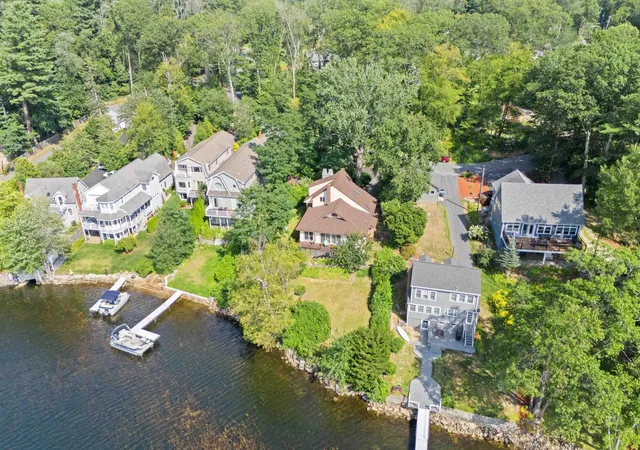 Photo 4 of Single family home for sale at 21 Goodridge Ave, Salem, NH 03079 | MLS# 5098285 | Listing updated on 2026-09-09