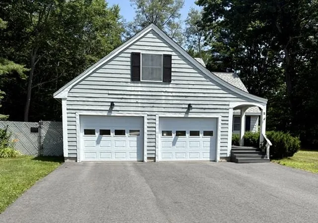 2nd image of 1 Concord Wy, Rochester, NH 03867 | MLS# 5098302