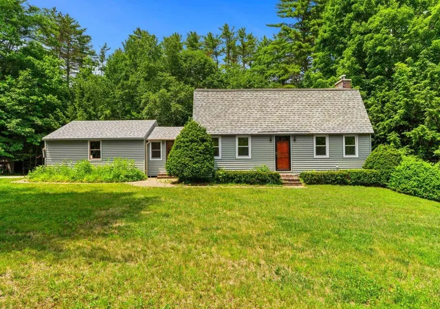 Photo 1 of Single family home for sale at 25 Birch Wy, New Hampton, NH 03256 | MLS# 5098312 | Listing updated on 2026-07-15
