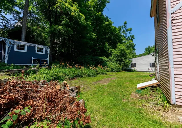 21st image of 12 Wilder St, Peterborough, NH 03458 | MLS# 5098315