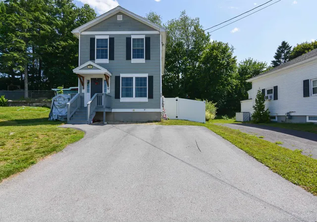 Homes for sale in Allenstown, NH | 35 Cross St, Allenstown, NH 03275 | MLS# 5098317