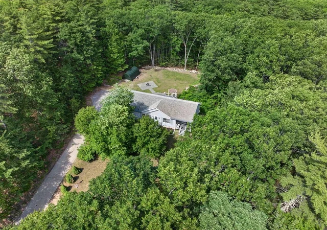 Homes for sale in Alton, NH | 148 Old Wolfeboro Rd, Alton, NH 03809 | MLS# 5098325
