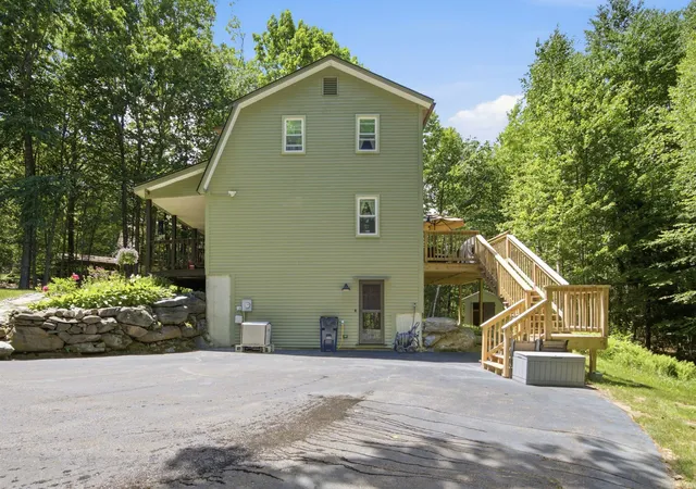 Homes for sale in Northfield, NH | 30 Canterbury Xing, Northfield, NH 03276 | MLS# 5098352
