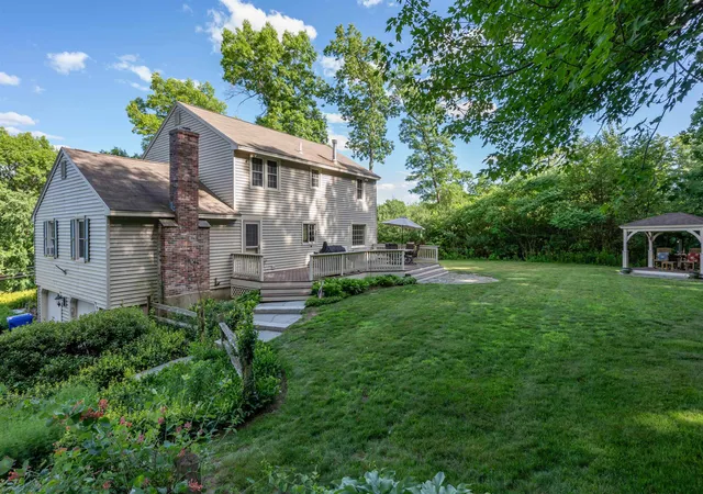 4th image of 22 Beechwood Rd, Hudson, NH 03051 | MLS# 5098355