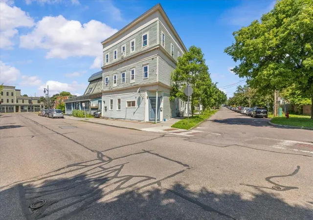 5th image of 24-28 North St, Burlington, VT 05401 | MLS# 5098360