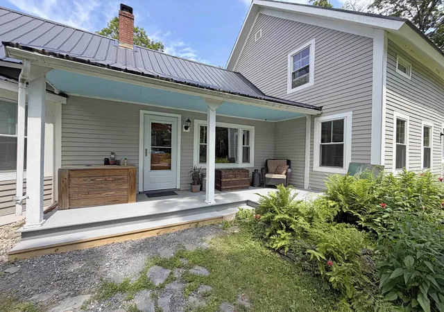 Homes for sale in Putney, VT | 195 Bellows Falls Rd, Putney, VT 05346 | MLS# 5098366