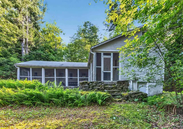 Photo 3 of Single family home for sale at 314 Mountain Rd, Peterborough, NH 03458 | MLS# 5098374 | Listing updated on 2026-07-26