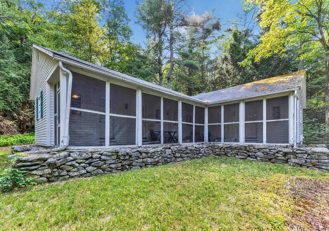 Photo 3 of Single family home for sale at 314 Mountain Rd, Peterborough, NH 03458 | MLS# 5098374 | Listing updated on 2026-07-26