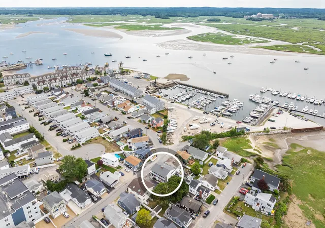 Homes for sale in Hampton, NH | 14 Fellows Ave #2, Hampton, NH 03842 | MLS# 5098380