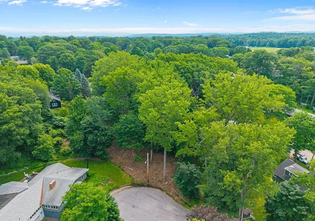 1st image of 89 Chestnut Ter, Burlington, VT 05401 | MLS# 5098381