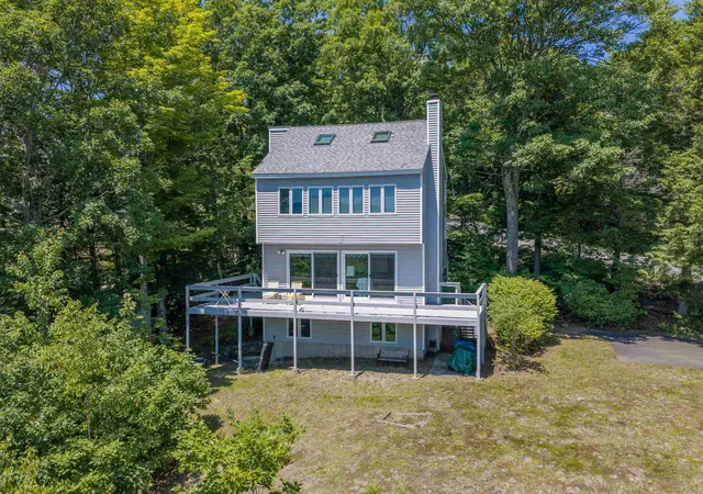 Homes for sale in Gilford, NH | 176 Sagamore Rd, Gilford, NH 03249 | MLS# 5098388