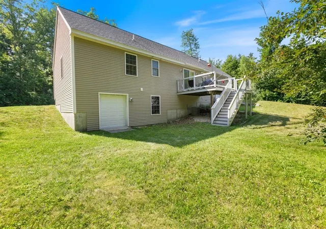 4th image of 45 Phillips Rd, Sandown, NH 03873 | MLS# 5098400