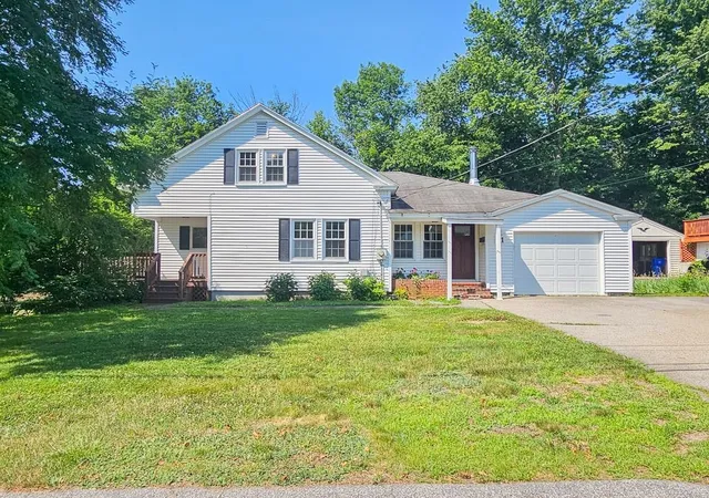Photo 1 of Single family home for sale at 11 Nash Pkwy, Somersworth, NH 03878 | MLS# 5098410 | Listing updated on 2026-09-30