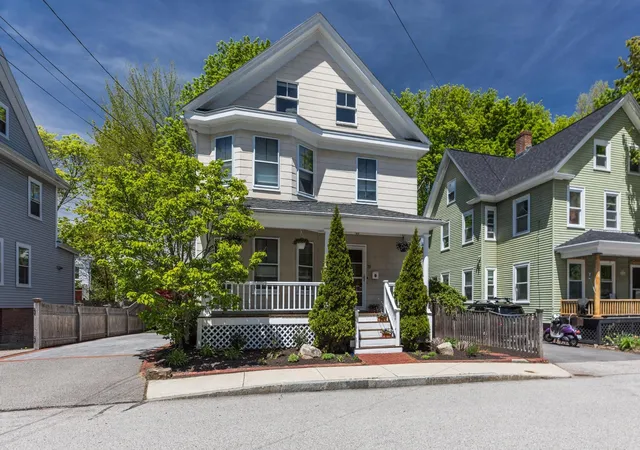 Homes for sale in Portsmouth, NH | 39 Chauncey St, Portsmouth, NH 03801 | MLS# 5098413