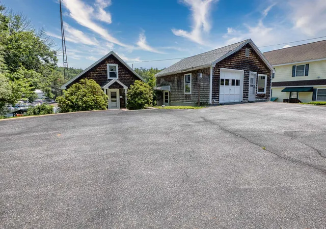 Homes for sale in Alton, NH | 23 Riverlake St, Alton, NH 03810 | MLS# 5098414