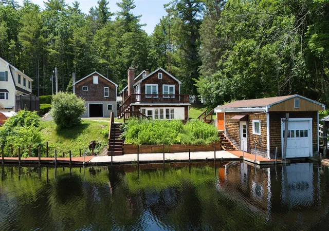 Homes for sale in Alton, NH | 23 Riverlake St, Alton, NH 03810 | MLS# 5098414