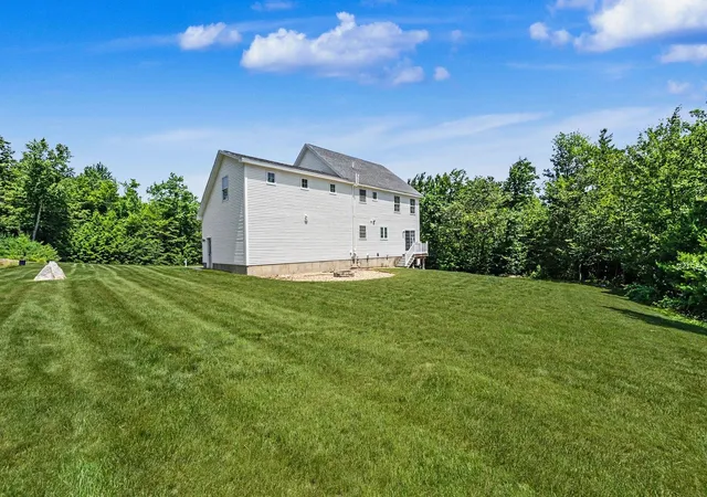 5th image of 11 Lorden Rd, New Boston, NH 03070 | MLS# 5098417