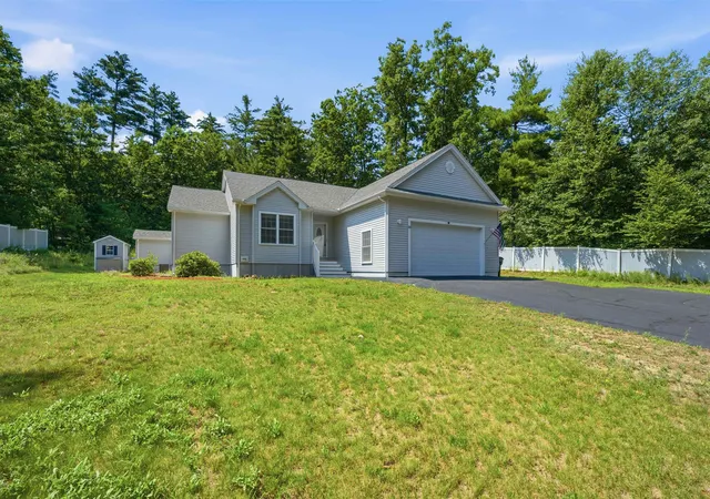 2nd image of 23 Atkinson Rd, Salem, NH 03079 | MLS# 5098422