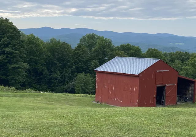2nd image of 915 Peterkin Hill Rd, South Woodstock, VT 05071 | MLS# 5098424
