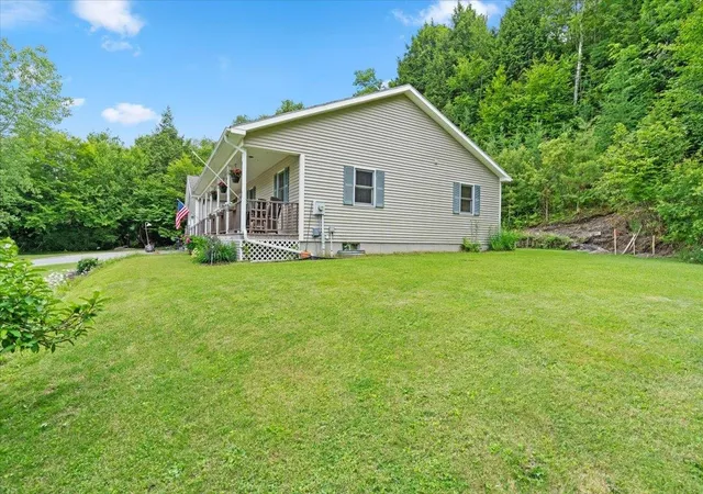 3rd image of 3992 Main Rd, Huntington, VT 05462 | MLS# 5098427