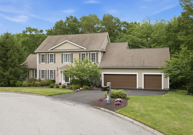 Homes for sale in Concord, NH | 26 Emerson Rd, Concord, NH 03301 | MLS# 5098433