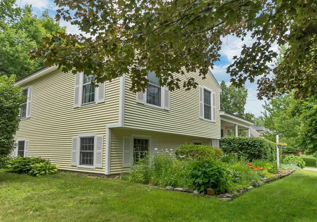 Homes for sale in Franklin, NH | 29 Hunt Ave, Franklin, NH 03235 | MLS# 5098434