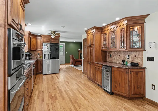 Homes for sale in Derry, NH | 122 Fordway Ext, Derry, NH 03038 | MLS# 5098450