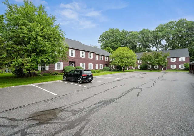 Homes for sale in South Burlington, VT | 140 North Twin Oaks Ter, South Burlington, VT 05403 | MLS# 5098465
