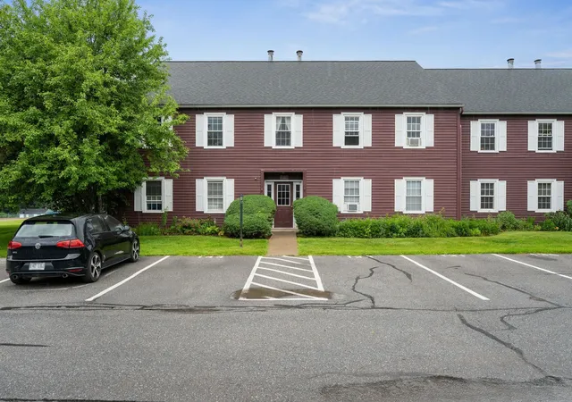 Homes for sale in South Burlington, VT | 140 North Twin Oaks Ter, South Burlington, VT 05403 | MLS# 5098465