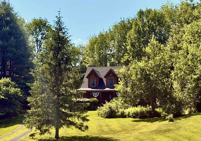 Homes for sale in Woodstock, VT | 3036 West Woodstock Rd, Woodstock, VT 05091 | MLS# 5098474