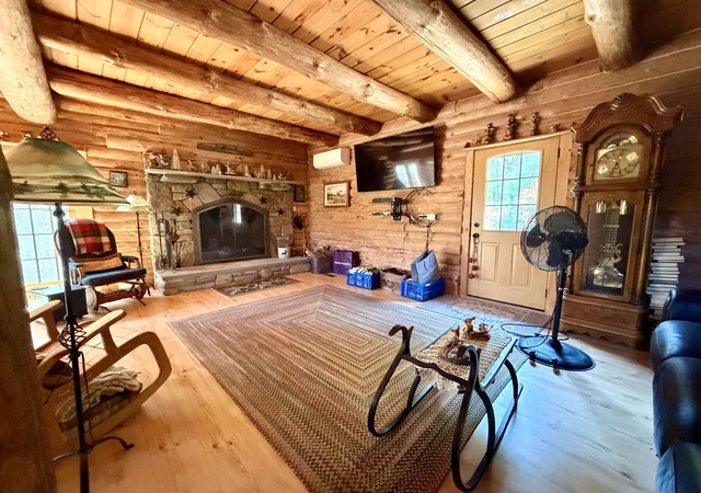 Homes for sale in Woodstock, VT | 3036 West Woodstock Rd, Woodstock, VT 05091 | MLS# 5098474