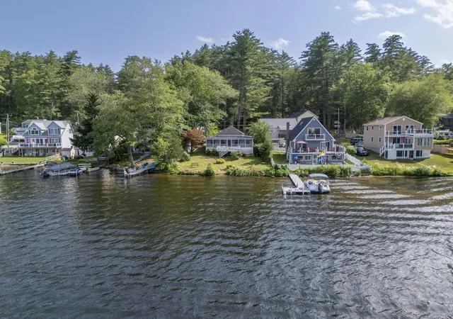 Homes for sale in Derry, NH | 56 Beaver Lake Ave, Derry, NH 03038 | MLS# 5098479