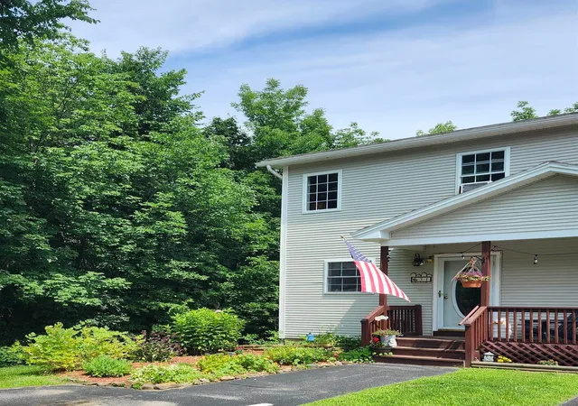Photo 2 of Townhouse for sale at 31 Twin Ct, Saint Albans, VT 05478 | MLS# 5098481 | Listing updated on 2026-08-23