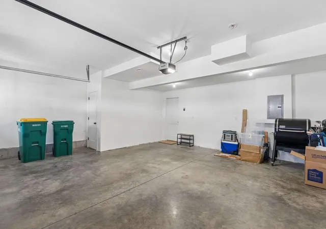 Homes for sale in Portsmouth, NH | 55 Ocean Rd #3, Portsmouth, NH 03801 | MLS# 5098483