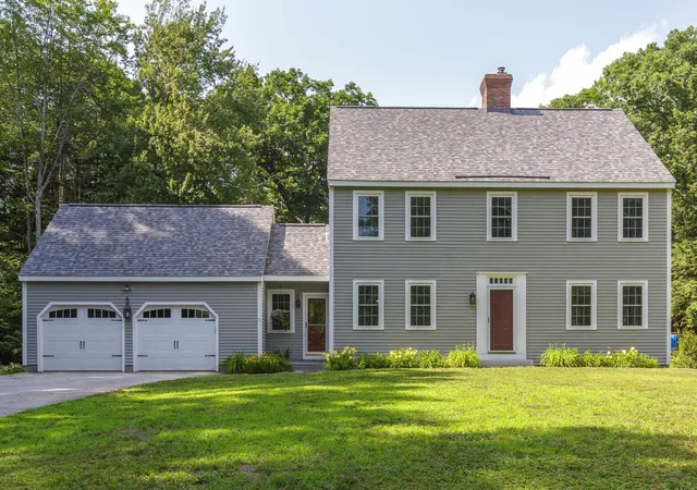 Photo 2 of Single family home for sale at 90 Deer Run Rd, Henniker, NH 03242 | MLS# 5098489 | Listing updated on 2026-09-01