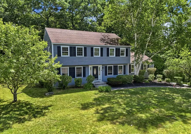 2nd image of 101 Currier Dr, Manchester, NH 03104 | MLS# 5098505