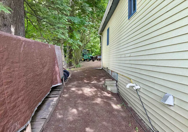 Homes for sale in Barre Town, VT | 39 Middle Rd, Barre Town, VT 05641 | MLS# 5098515