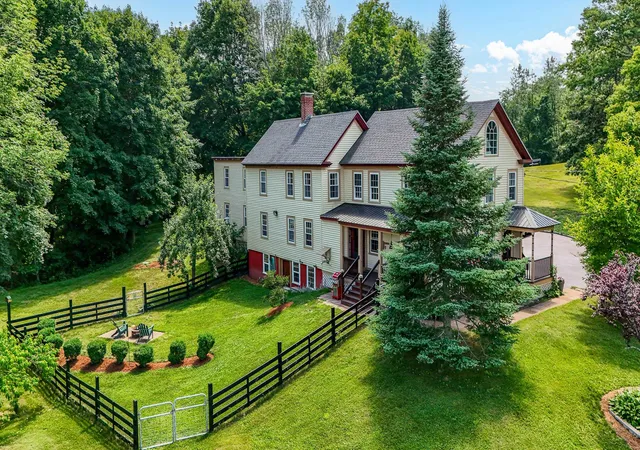 1st image of 330 Knox Marsh Rd, Madbury, NH 03823 | MLS# 5098516