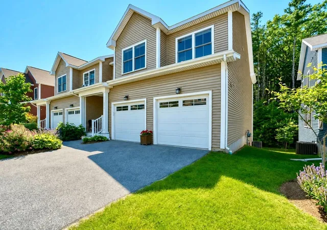 Homes for sale in South Burlington, VT | 295 O'brien Farm Rd, South Burlington, VT 05403 | MLS# 5098522