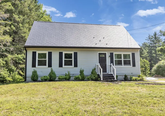 Homes for sale in Winchester, NH | 229 Back Ashuelot Rd, Winchester, NH 03470 | MLS# 5098523