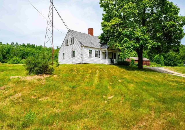 Homes for sale in Rochester, NH | 4 Whitehouse Rd, Rochester, NH 03867 | MLS# 5098529