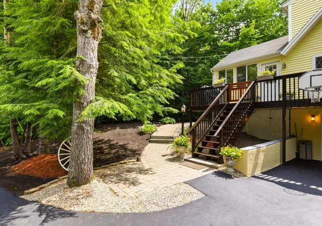Photo 3 of Single family home for sale at 30 Hickory Ln, Moultonborough, NH 03254 | MLS# 5098533 | Listing updated on 2026-07-30