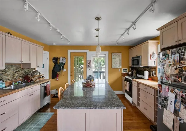 4th image of 78 Pitkin St, Burlington, VT 05401 | MLS# 5098546