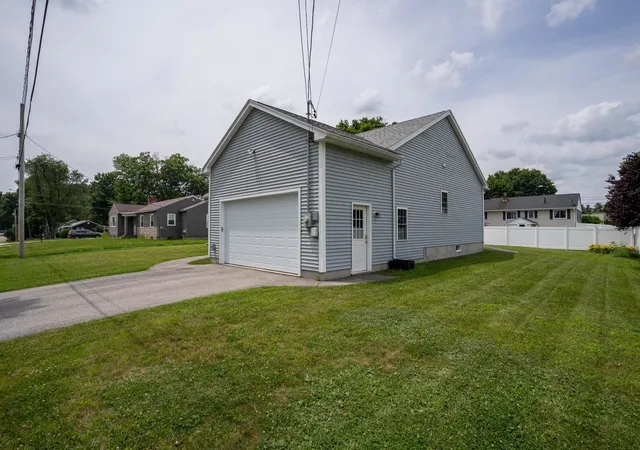 Homes for sale in Rochester, NH | 5 Nola Ave, Rochester, NH 03867 | MLS# 5098552
