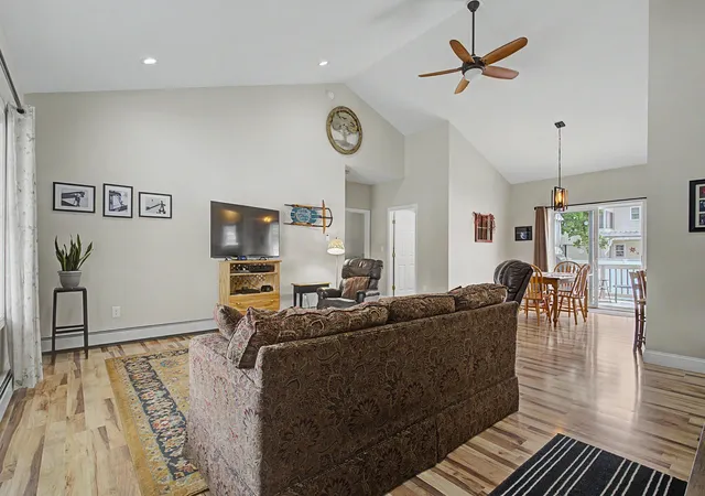 Homes for sale in Rochester, NH | 5 Nola Ave, Rochester, NH 03867 | MLS# 5098552